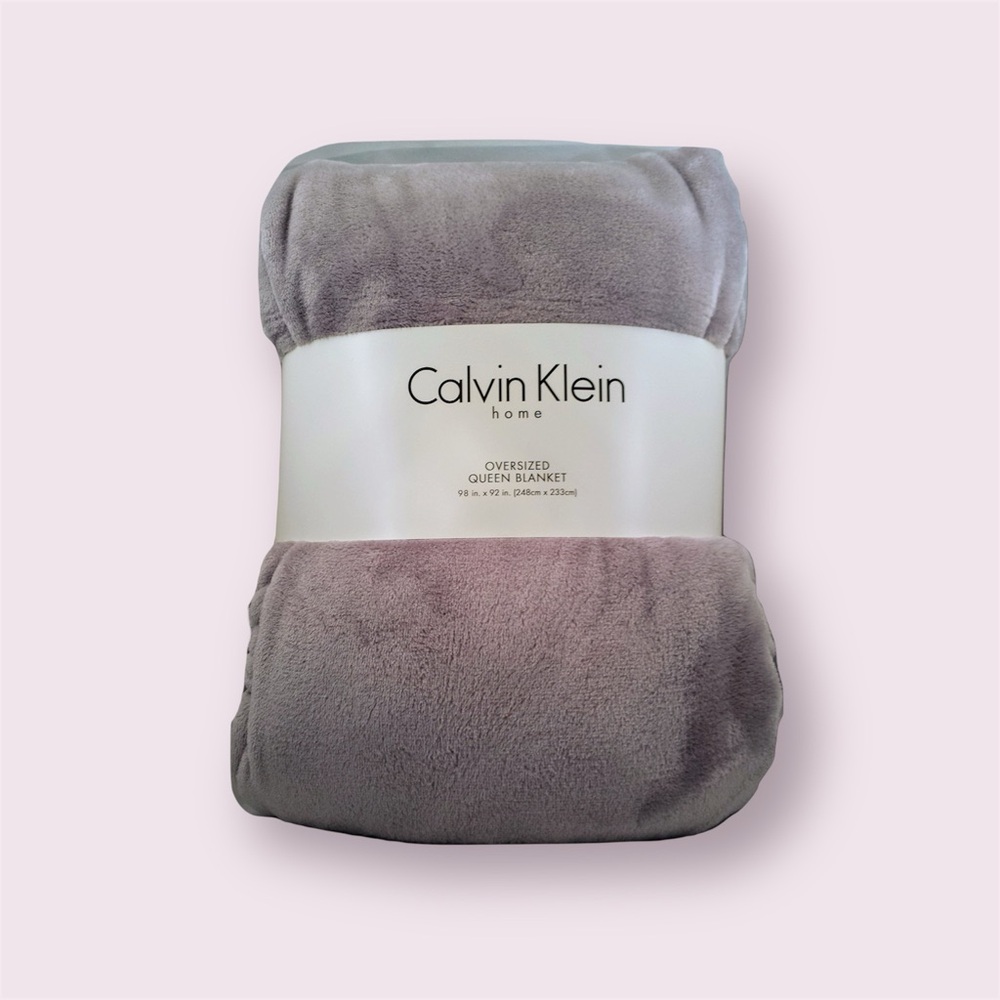Calvin Klein Queen Fleece Blanket
